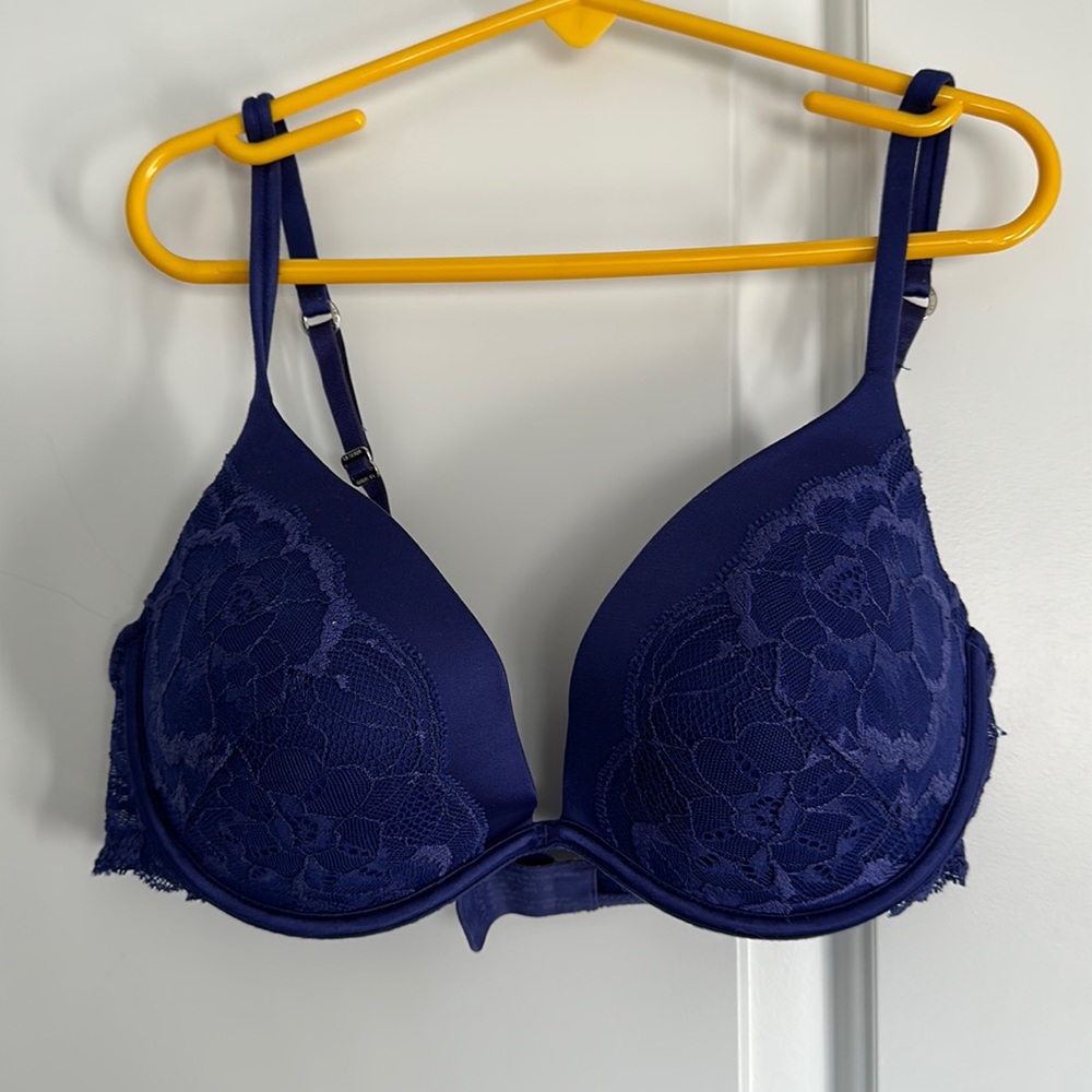 Indigo colour bra 32D from La Senza